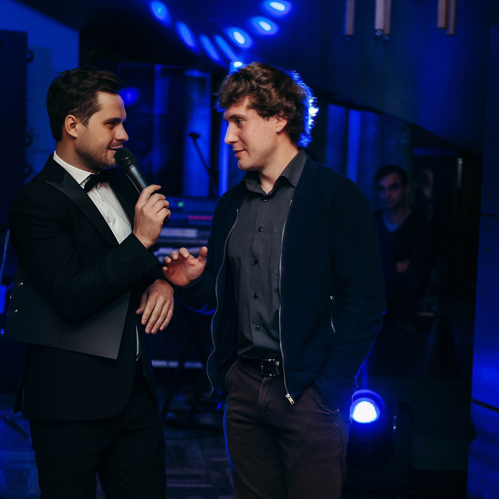 ICs4KQLCD60-1490711077