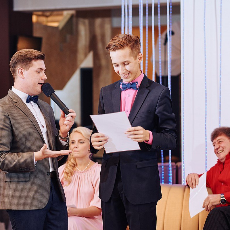 CmOfXphJauI-1493107088