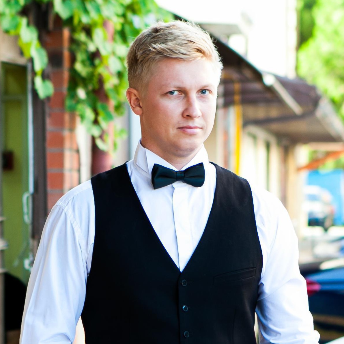 J9bcCaJRfV4-1497535076